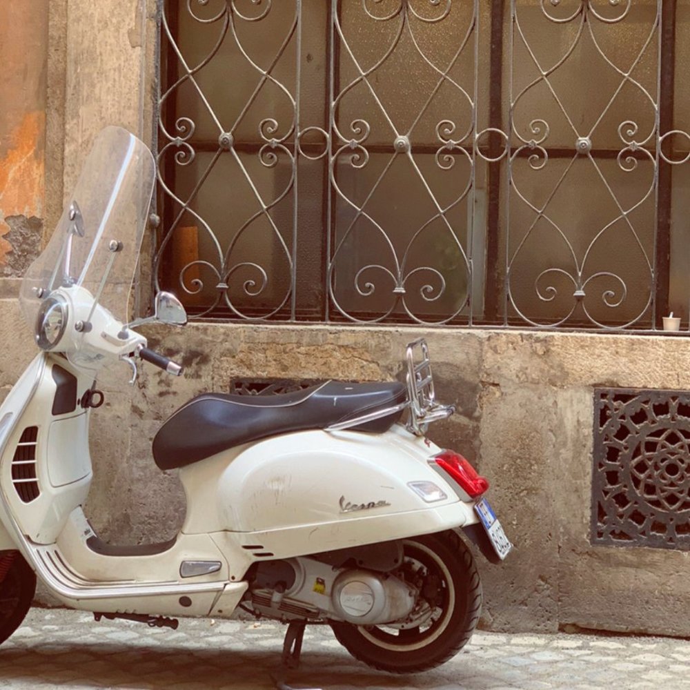 Meet your Posher, Pierangeli